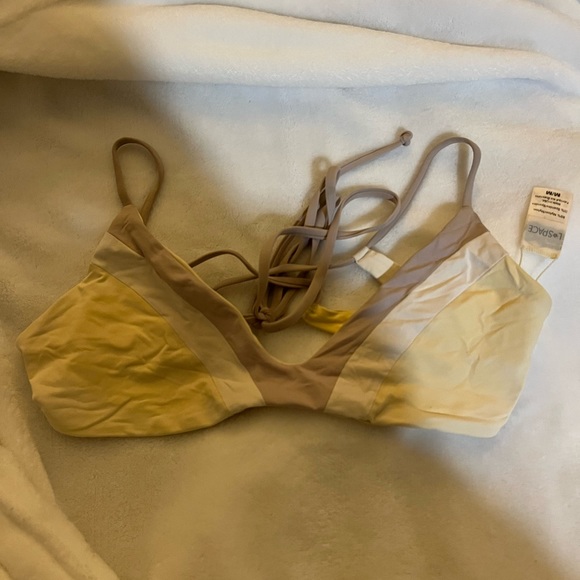 L★Space Stripe Bikini Top💛 - Picture 2 of 5